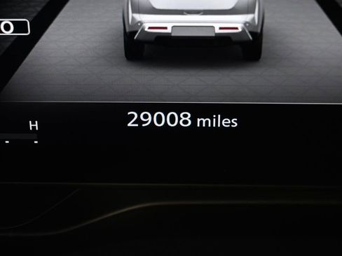 Used 2023 Nissan Pathfinder Platinum image 28