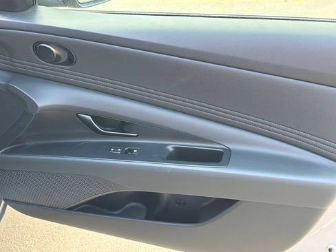 Certified 2025 Hyundai Elantra Sport FWD image 14