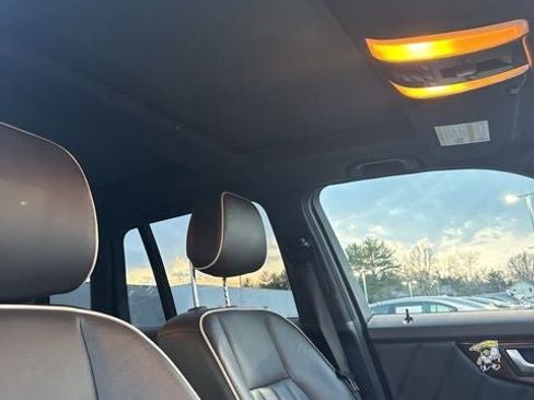 Used 2014 Mercedes-Benz GLK 350 4MATIC image 30