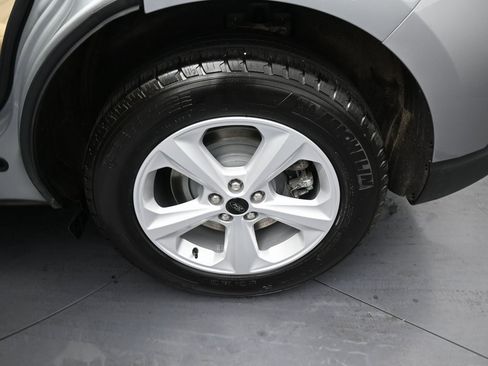 Used 2024 Ford Edge SE image 41