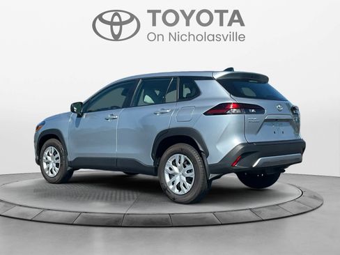 Used 2026 Toyota Corolla Cross L FWD image 3
