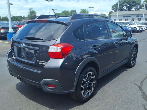Used 2017 Subaru Crosstrek 2.0i Premium AWD/4WD image 5