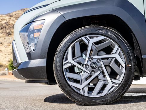 New 2026 Hyundai Kona SEL Premium FWD image 4