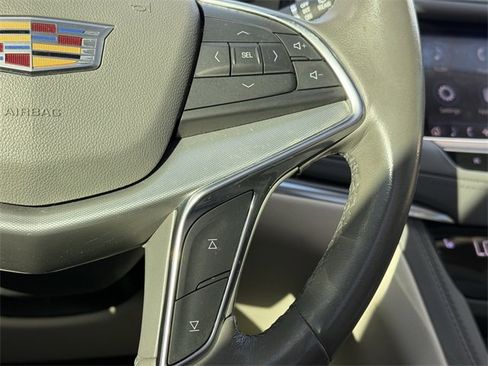 Used 2021 Cadillac XT5 Premium Luxury image 24