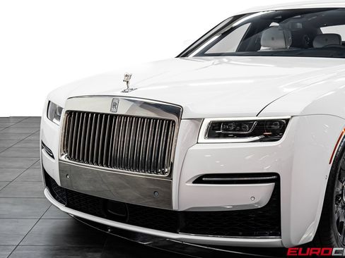 Used 2024 Rolls-Royce Ghost AWD/4WD image 14