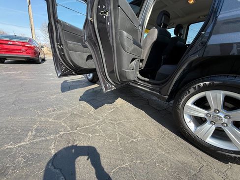 Used 2014 Jeep Patriot Sport w/ Power Value Group image 7