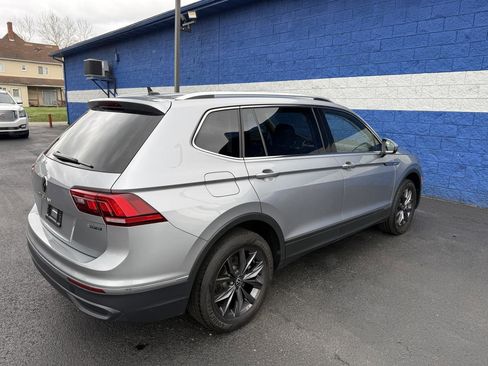 Used 2024 Volkswagen Tiguan SE image 21