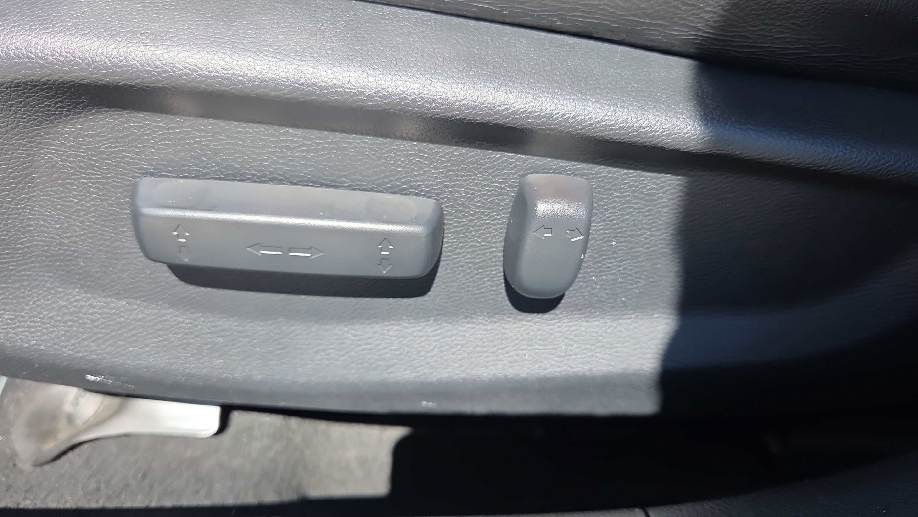 Used 2016 Honda Civic Touring image 10