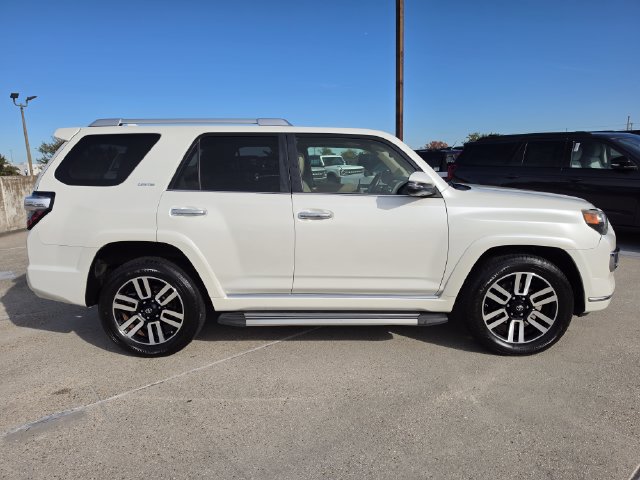 Used 2016 Toyota 4Runner Limited AWD/4WD image 4