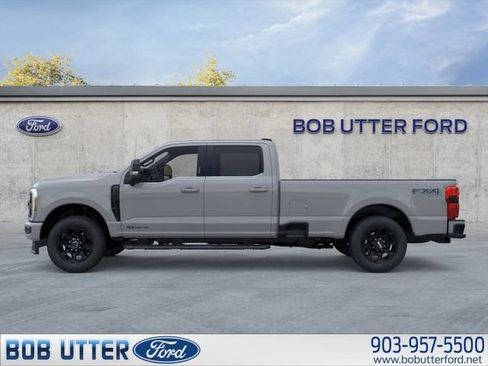 New 2026 Ford F350 Lariat w/ Black Appearance Package AWD/4WD image 3