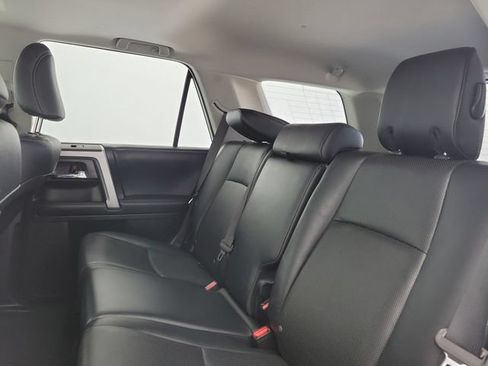 Used 2019 Toyota 4Runner Limited AWD/4WD image 10