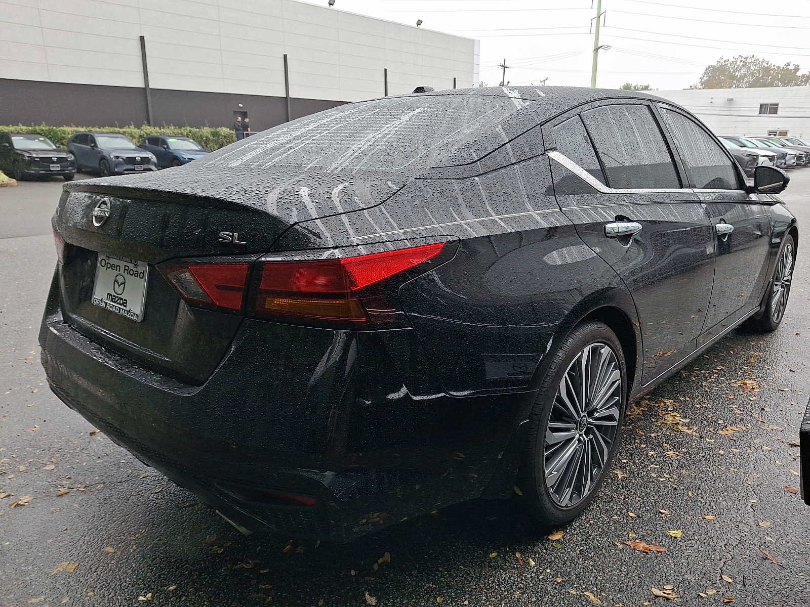 Used 2024 Nissan Altima 2.5 SL FWD image 4