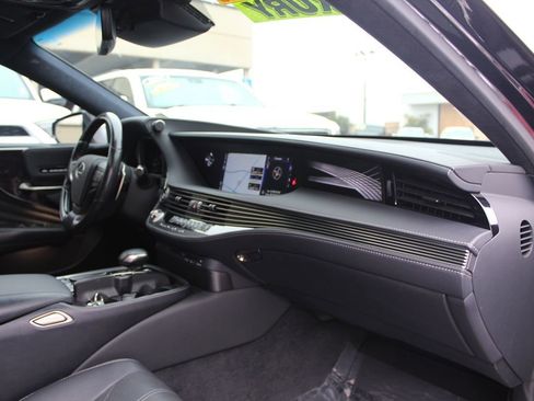Used 2018 Lexus LS 500 image 28