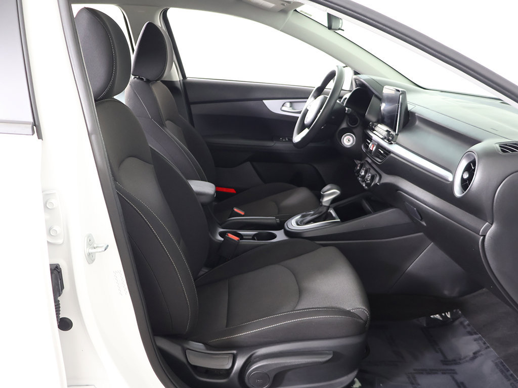 Used 2024 Kia Forte LXS w/ LXS Technology Package FWD image 29