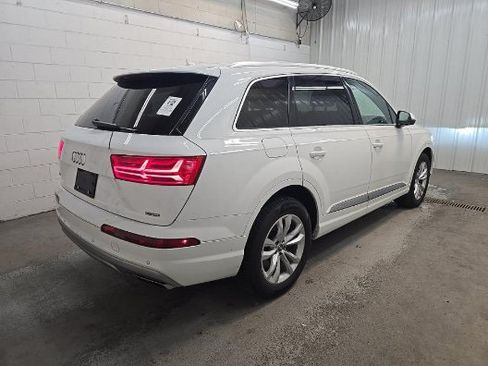 Used 2019 Audi Q7 3.0T Premium Plus AWD/4WD image 3