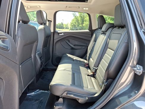 Used 2019 Ford Escape SEL AWD/4WD image 10
