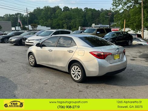 Used 2019 Toyota Corolla LE FWD image 7