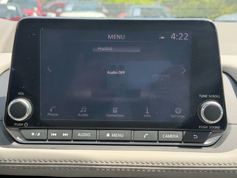 Certified 2023 Nissan Rogue SV FWD image 17