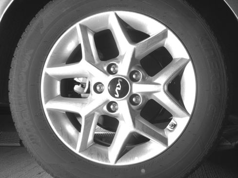 Used 2025 Kia Soul LX w/ LX Technology Package image 15