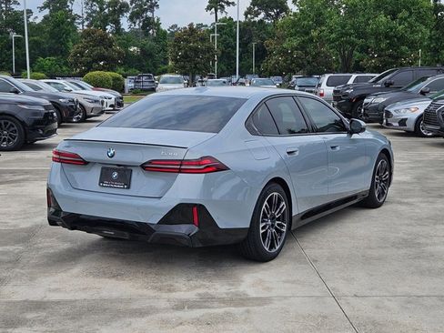 Used 2026 BMW 530i xDrive w/ M Sport Package image 5