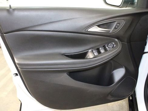 Used 2024 Buick Encore GX Sport Touring image 14