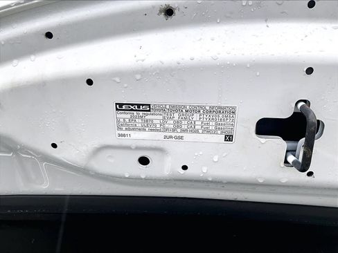 Used 2023 Lexus IS 500 image 34