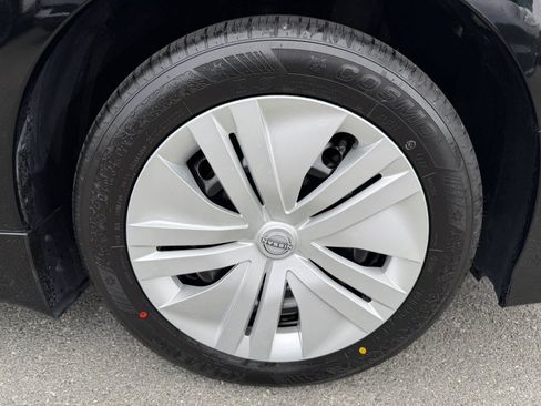 Used 2025 Nissan Leaf S FWD image 48