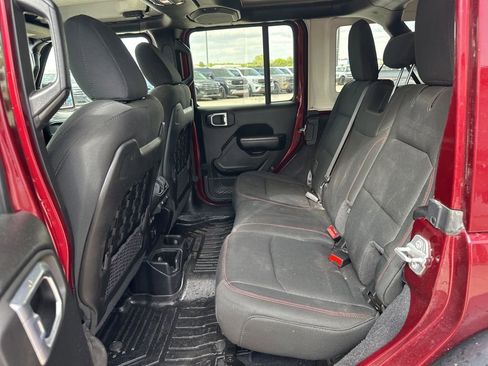 Used 2021 Jeep Wrangler Unlimited Rubicon AWD/4WD image 23