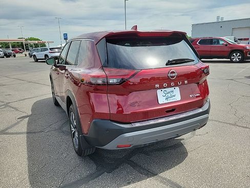 Used 2023 Nissan Rogue SV AWD/4WD image 7