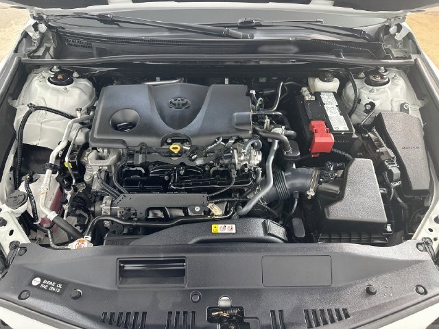 Used 2024 Toyota Camry LE FWD image 32