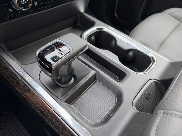 New 2026 Chevrolet Silverado 1500 RST w/ RST All Star Premium Package AWD/4WD image 25