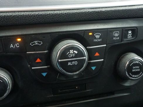 Used 2014 Dodge Charger R/T image 25