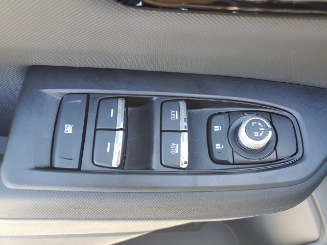New 2026 Subaru Forester Premium AWD/4WD image 32