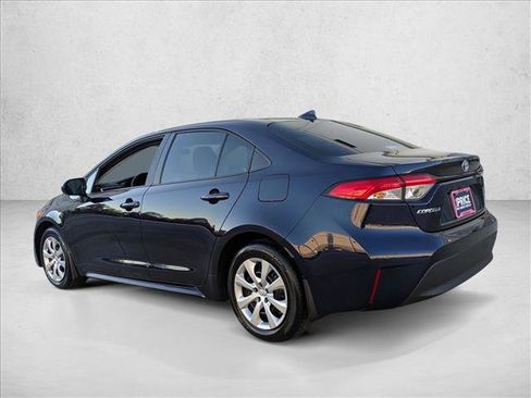 Certified 2025 Toyota Corolla LE image 8