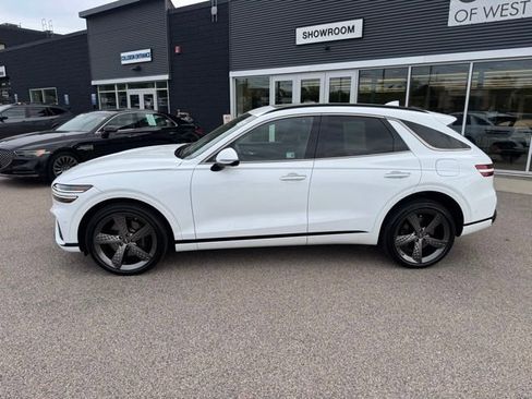 Certified 2024 Genesis GV70 3.5T Sport w/ Sport Advanced Package AWD/4WD image 5
