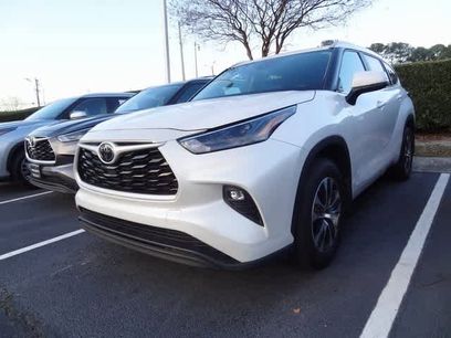 Used 2024 Toyota Highlander XLE