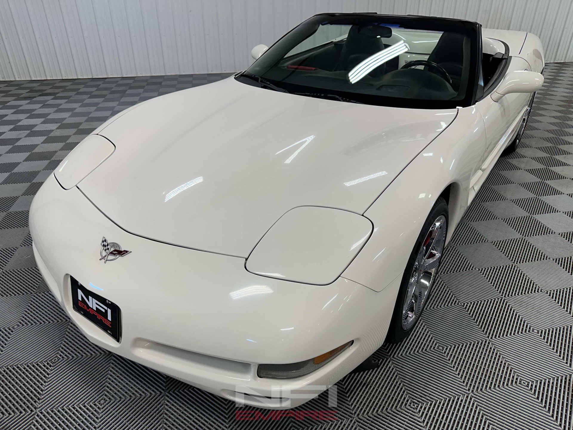 Used 2003 Chevrolet Corvette Convertible w/ Preferred Equipment Group1 RWD image 5