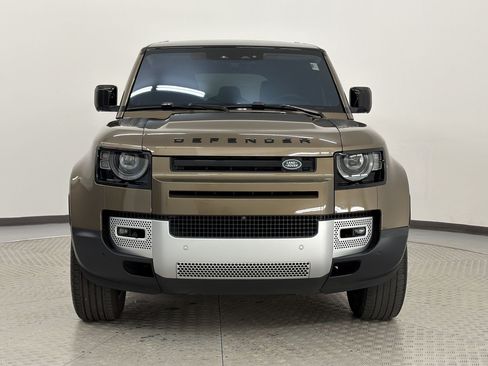 Used 2020 Land Rover Defender 110 SE AWD/4WD image 6