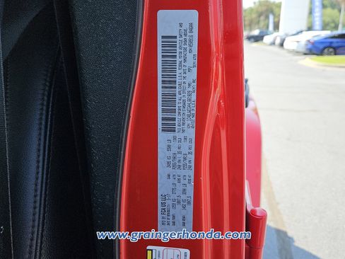Used 2017 Jeep Wrangler Unlimited Sahara AWD/4WD image 14