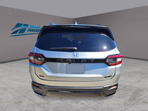 New 2026 Honda Pilot Sport image 4