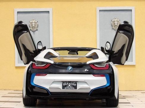 Used 2019 BMW i8 Roadster AWD/4WD image 7