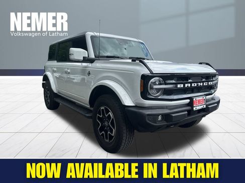 Used 2024 Ford Bronco Outer Banks AWD/4WD image 5
