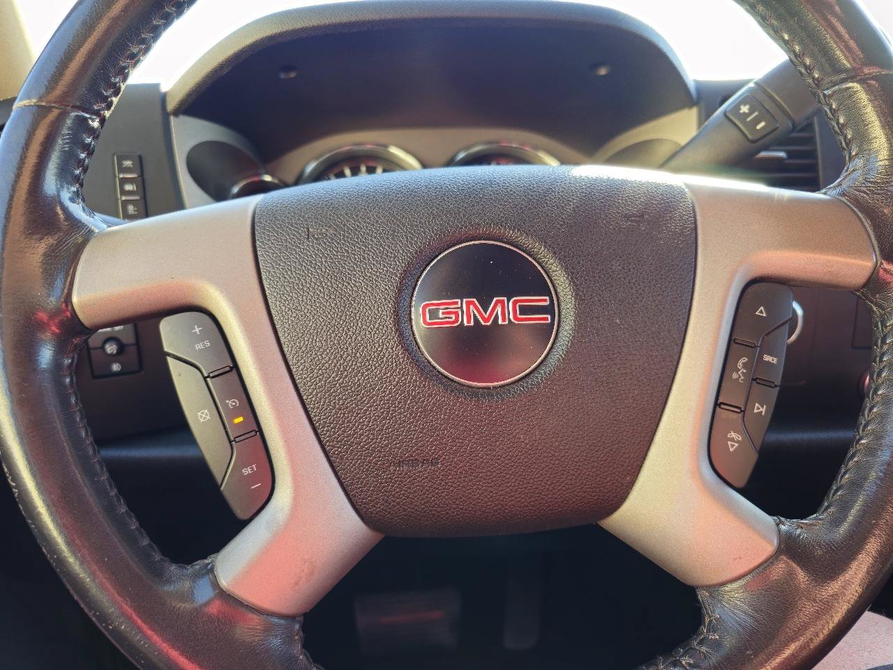 Used 2010 GMC Sierra 1500 SLE w/ Power Pack Plus AWD/4WD image 9