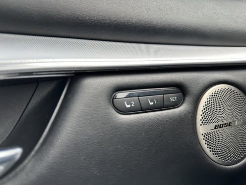 Used 2019 INFINITI QX50 Essential w/ Premium Heat Package image 32