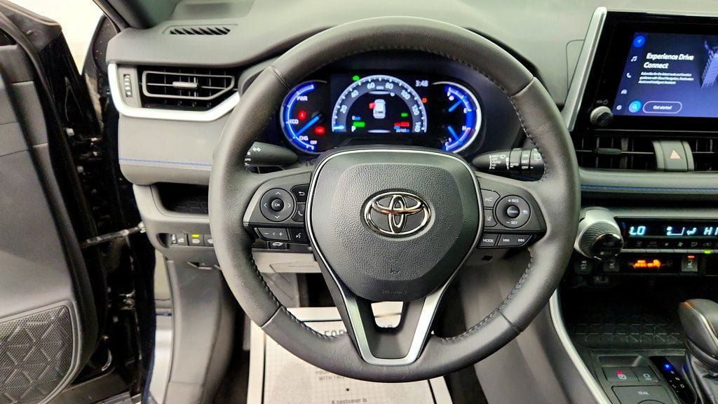 Used 2023 Toyota RAV4 SE w/ Convenience Package AWD/4WD image 14