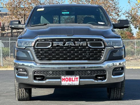 New 2026 RAM 1500 4x4 Crew Cab image 8