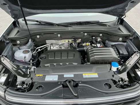 New 2026 Volkswagen Atlas Cross Sport SEL R-Line image 16