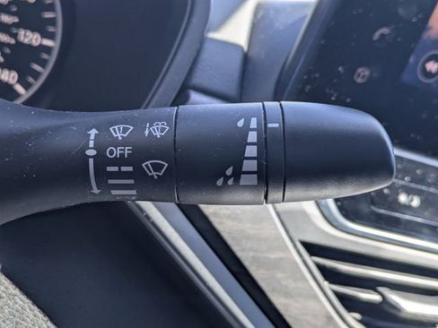 Used 2024 Nissan Altima 2.5 SL image 27