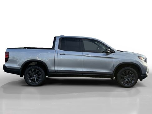 Used 2023 Honda Ridgeline Sport image 6