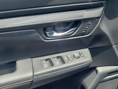 Used 2025 Honda CR-V Sport-L image 18